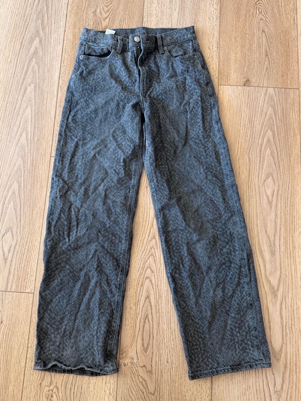 American Eagle Outfitters Wide-Leg Jeans in Charcoal Wash